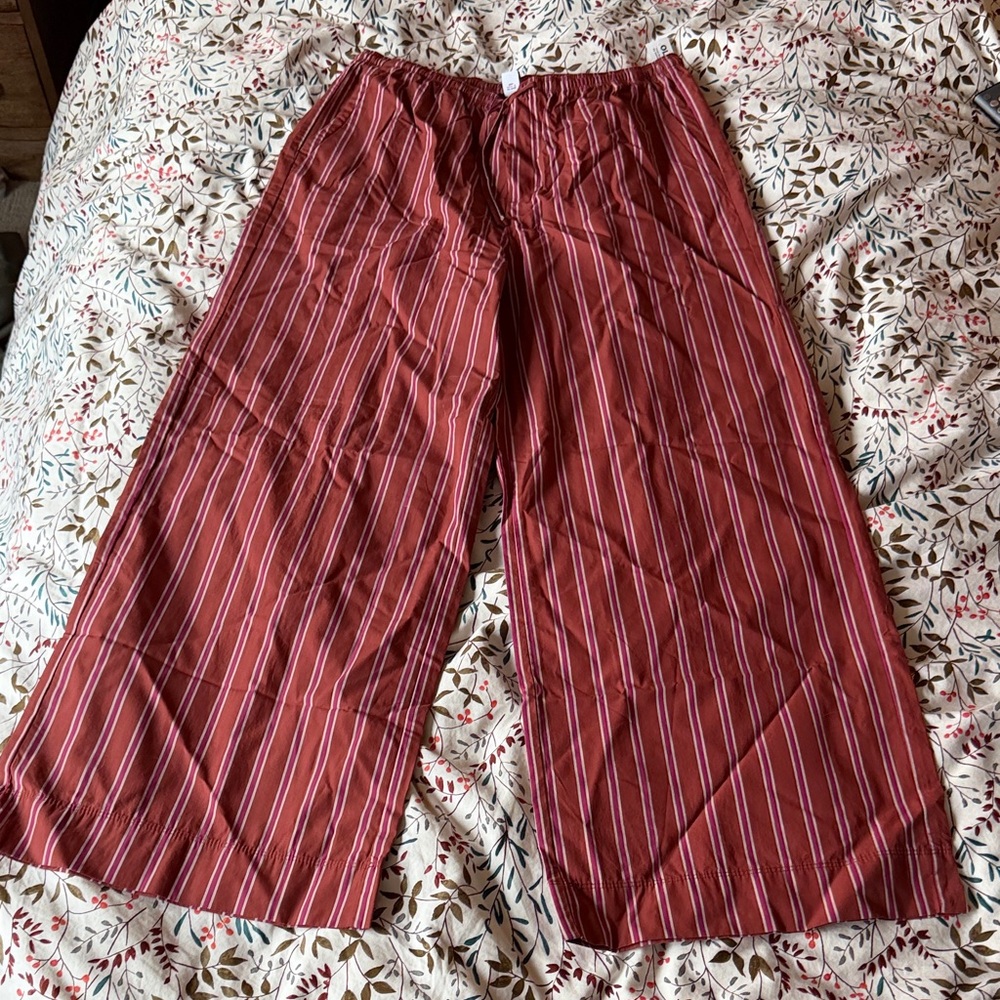 Old Navy Wide Leg Striped Trousers in Burgundy and White